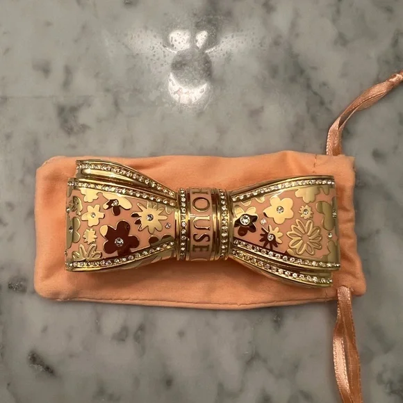 NIB- Whispers of Enlightenment (Peach) Bow Lipstick Case - Picture 3 of 6